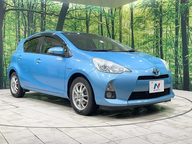 TOYOTA AQUA 2013 Image 31