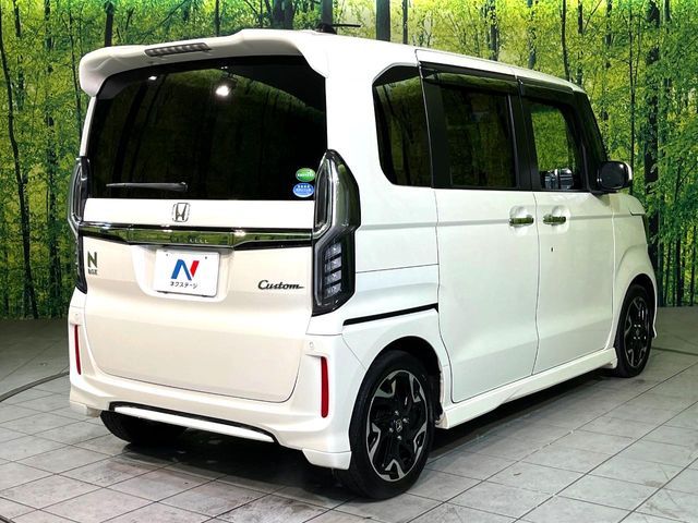 HONDA N BOX CUSTOM 2017 Image 31