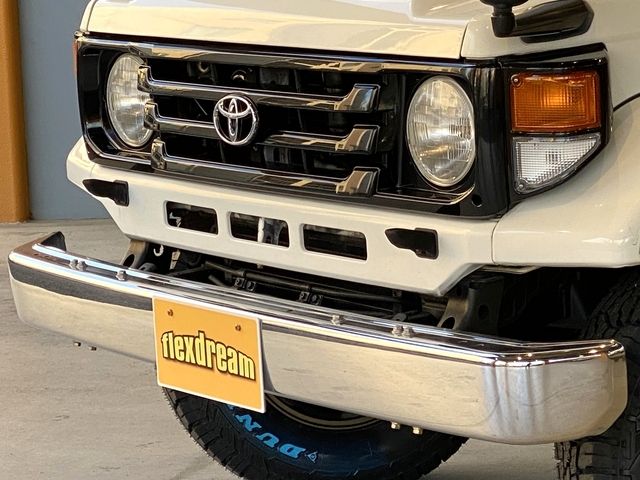 TOYOTA LANDCRUISER VAN 2003 Image 31