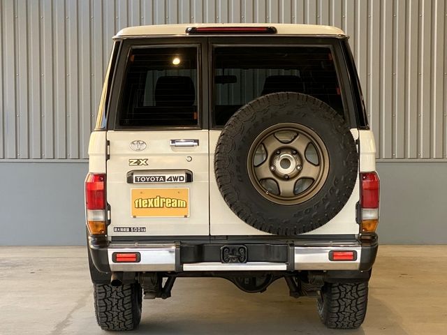 TOYOTA LANDCRUISER VAN 2003 Image 31