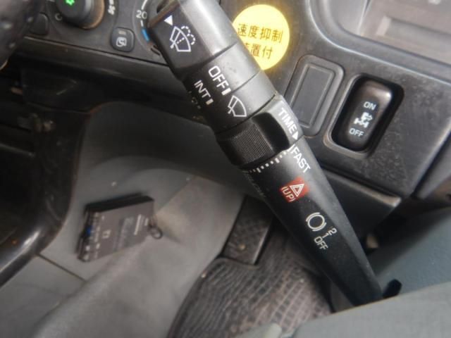 MITSUBISHI FUSOU SUPER GREAT 2014 Image 31