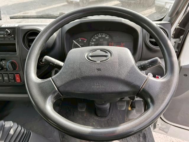 HINO DUTRO 2012 Image 31