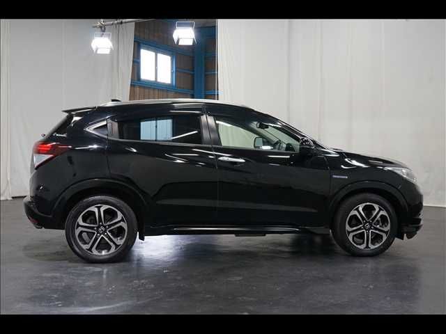 HONDA VEZEL HYBRID 2015 Image 31