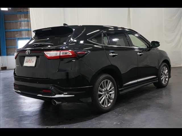 TOYOTA HARRIER 2WD 2018 Image 31