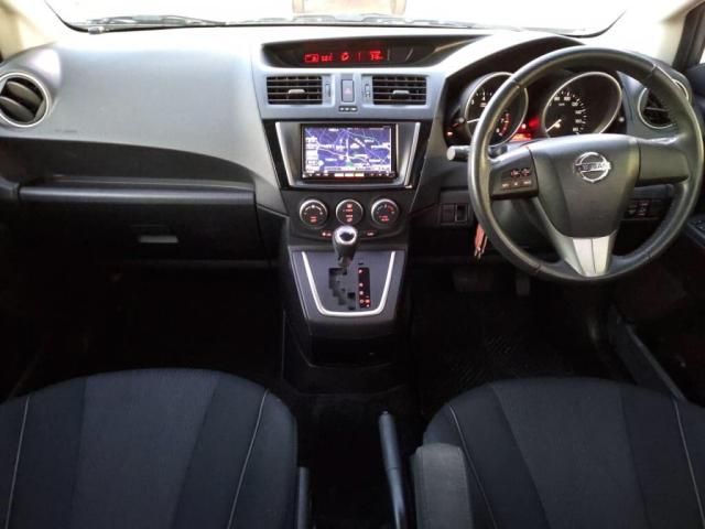 NISSAN LAFESTA 2013 Image 31