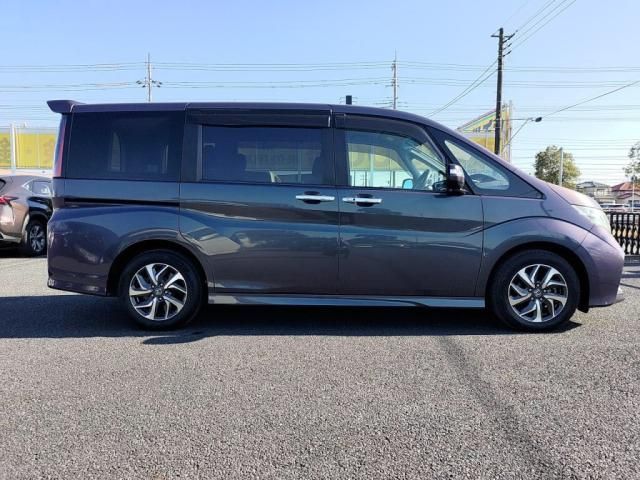 HONDA STEPWAGON 2017 Image 31