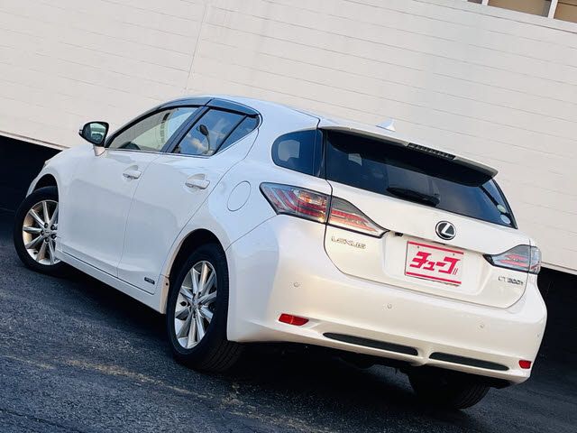 TOYOTA LEXUS CT200H 2013 Image 31