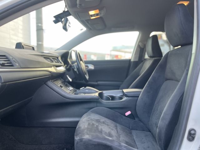 TOYOTA LEXUS CT200H 2013 Image 31