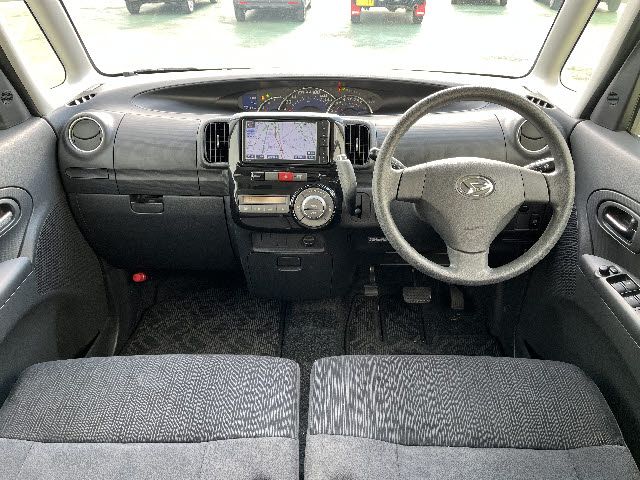 DAIHATSU TANTO 2013 Image 31