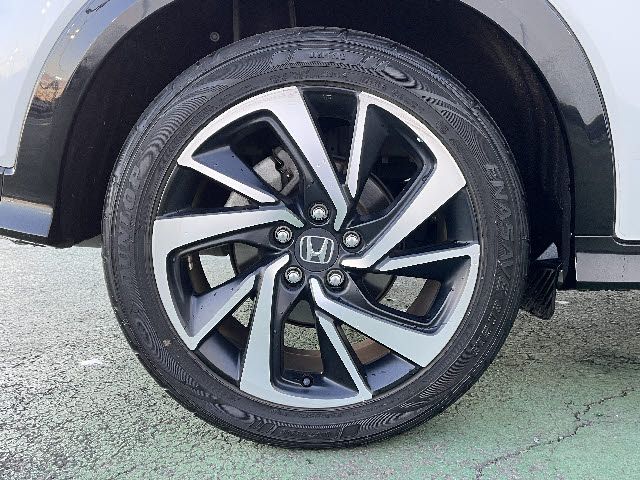 HONDA VEZEL HYBRID 2021 Image 31