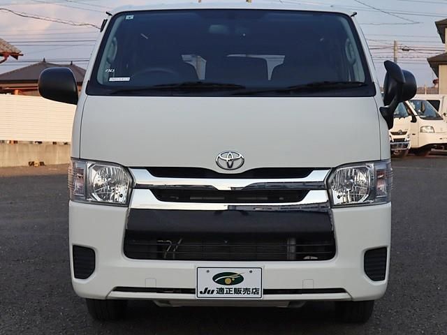 TOYOTA HIACE VAN 2WD 2019 Image 31