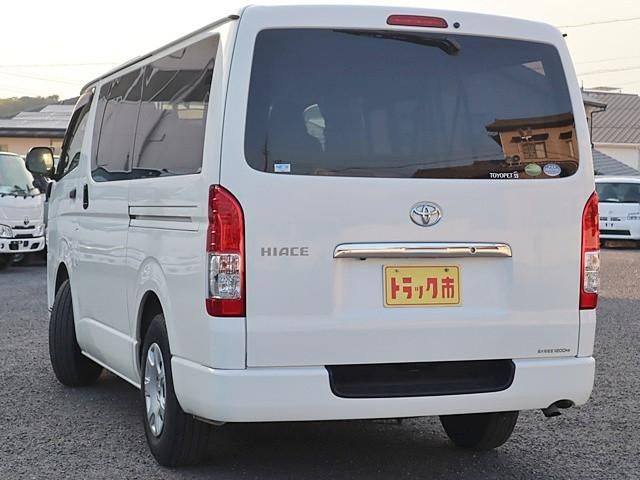 TOYOTA HIACE VAN 2WD 2019 Image 31