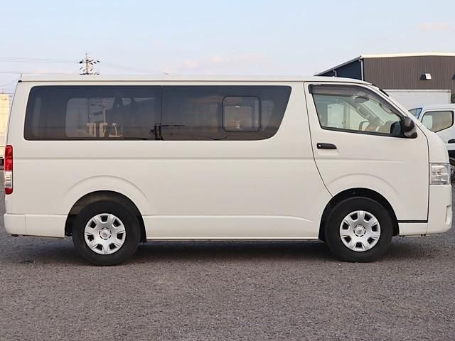 TOYOTA HIACE VAN 2WD 2019 Image 31