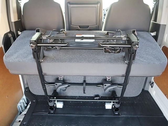 TOYOTA HIACE VAN 2WD 2019 Image 31