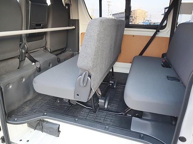 TOYOTA HIACE VAN 2WD 2019 Image 31