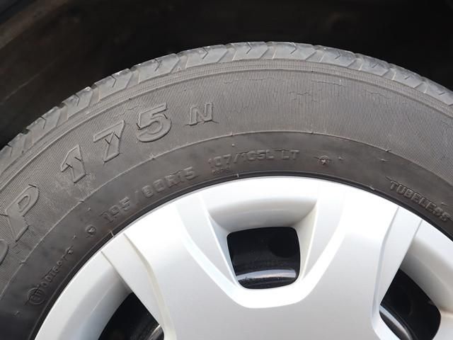 TOYOTA HIACE VAN 2WD 2019 Image 31