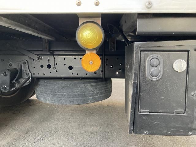 ISUZU ELF 2015 Image 31