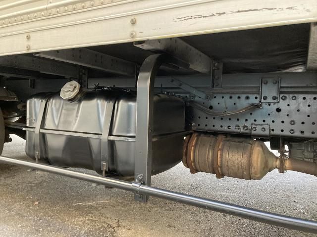 ISUZU ELF 2015 Image 31