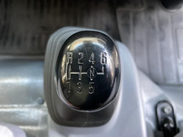 ISUZU ELF 2015 Image 31