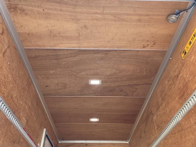 ISUZU ELF 2015 Image 31