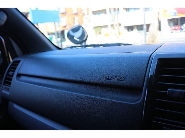 TOYOTA HIACE VAN 4WD 2023 Image 31