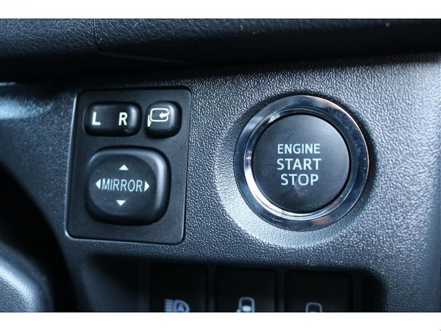 TOYOTA HIACE VAN 4WD 2023 Image 31