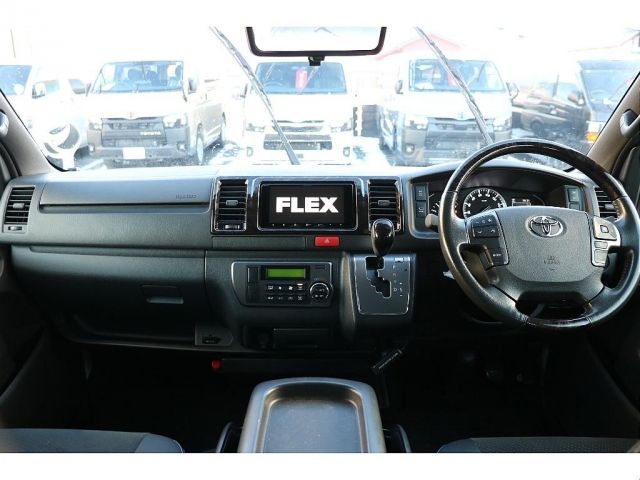 TOYOTA HIACE VAN 4WD 2024 Image 31