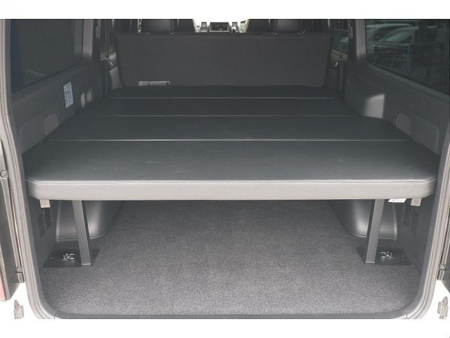 TOYOTA HIACE VAN 4WD 2024 Image 31