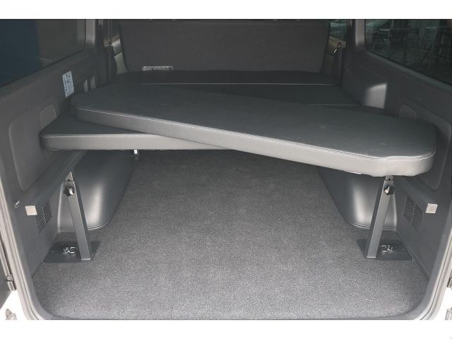 TOYOTA HIACE VAN 4WD 2024 Image 31