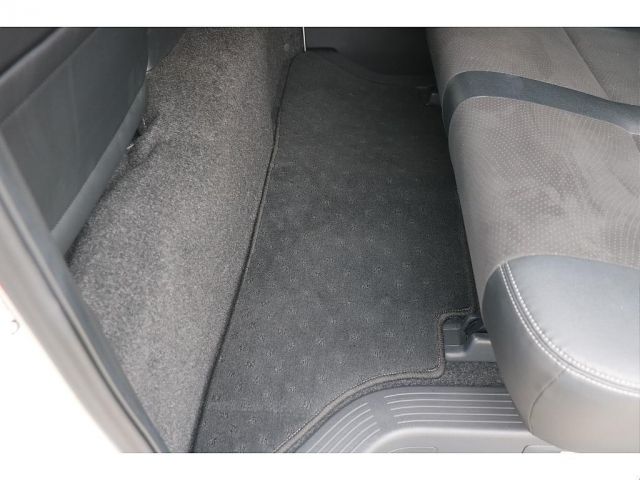 TOYOTA HIACE VAN 4WD 2024 Image 31