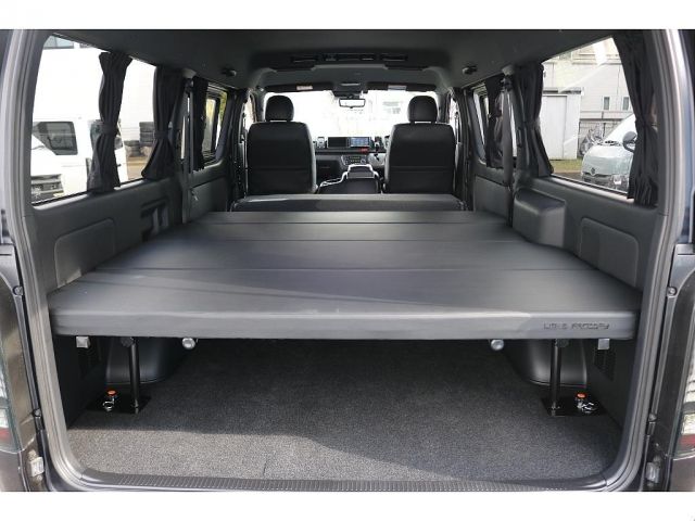 TOYOTA HIACE VAN 4WD 2023 Image 31