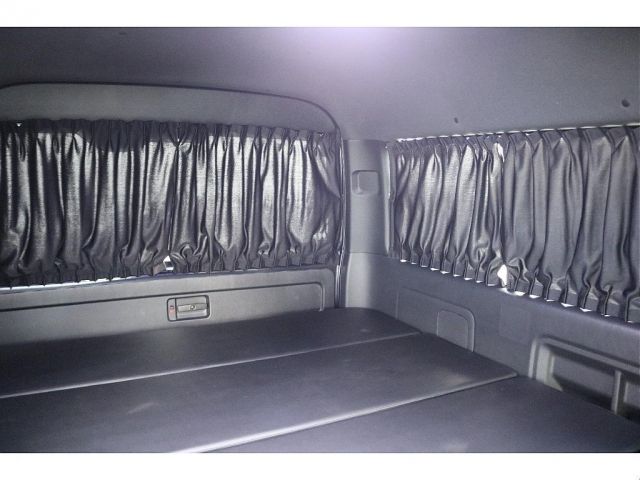 TOYOTA HIACE VAN 4WD 2023 Image 31