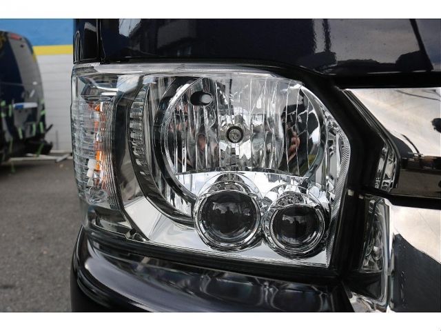 TOYOTA HIACE VAN 4WD 2023 Image 31