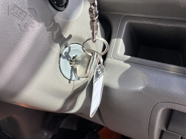 NISSAN NV100 CLIPPER 2017 Image 31