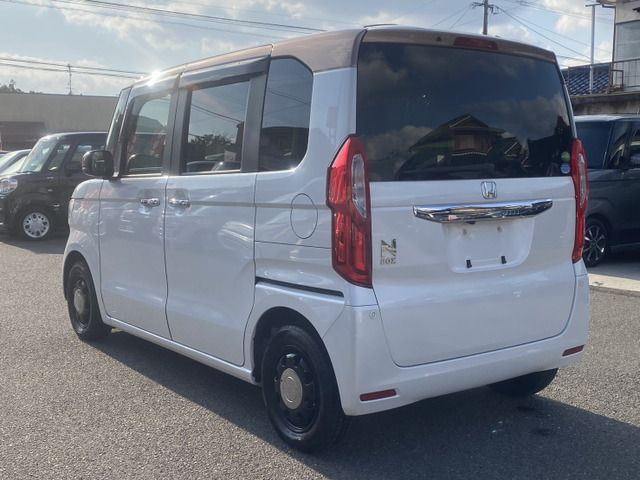 HONDA N BOX 2018 Image 31