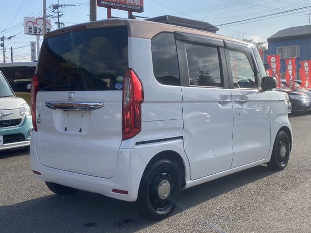 HONDA N BOX 2018 Image 31