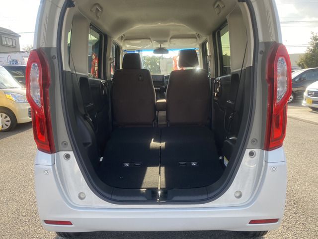 HONDA N BOX 2018 Image 31