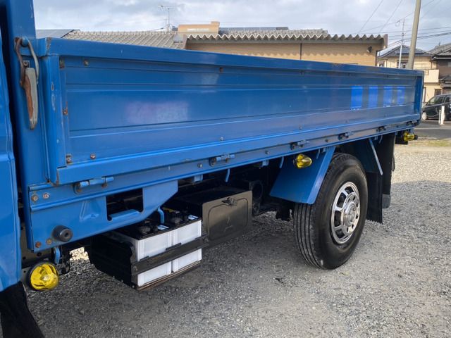 MITSUBISHI CANTER 1983 Image 31