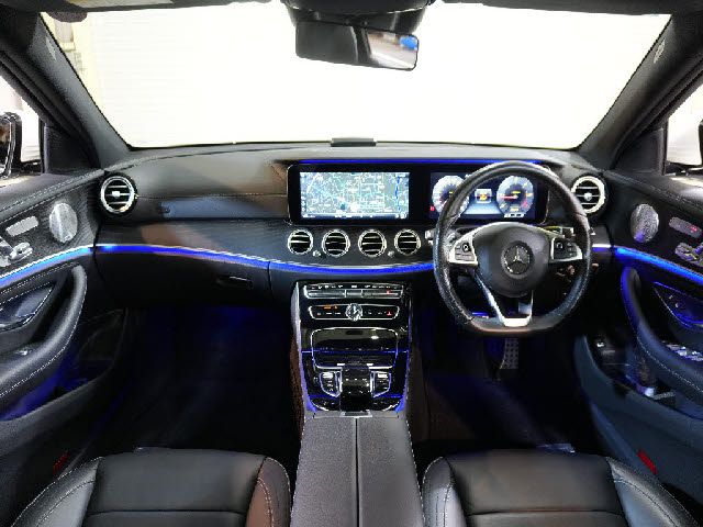 MERCEDES BENZ E CLAS 2017 Image 31