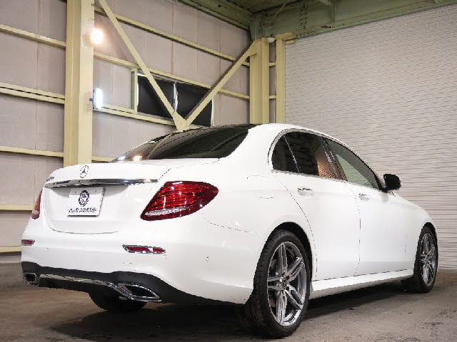 MERCEDES BENZ E CLAS 2017 Image 31