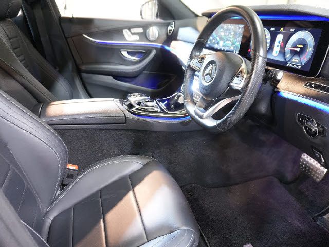 MERCEDES BENZ E CLAS 2017 Image 31