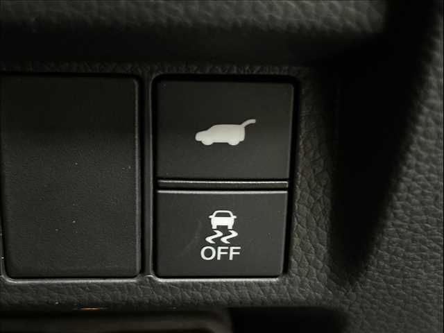 HONDA STEPWAGON E:HEV SPAD 2022 Image 31