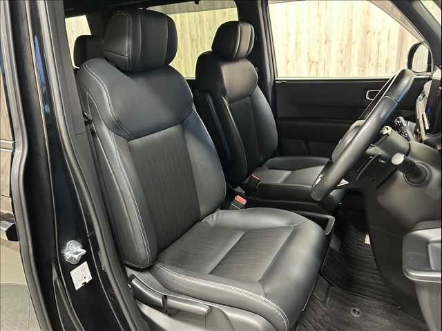 HONDA STEPWAGON E:HEV SPAD 2022 Image 31