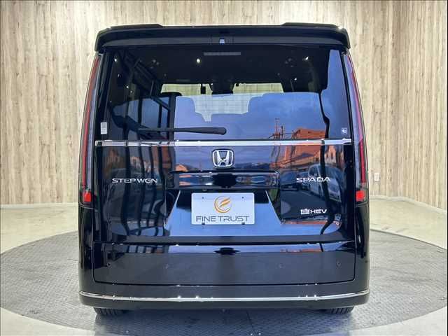 HONDA STEPWAGON E:HEV SPAD 2022 Image 31