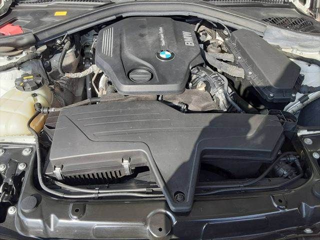 BMW 3SERIES SEDAN 2017 Image 31