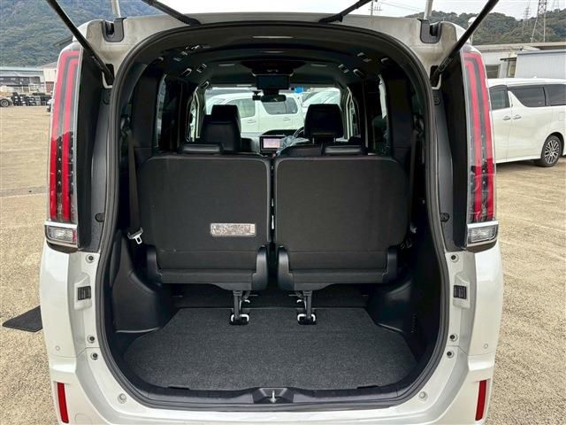 TOYOTA ESQUIRE 2019 Image 31