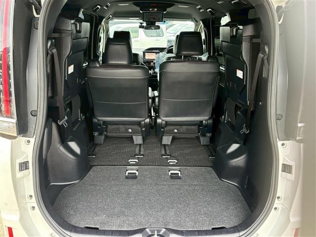 TOYOTA ESQUIRE 2019 Image 31