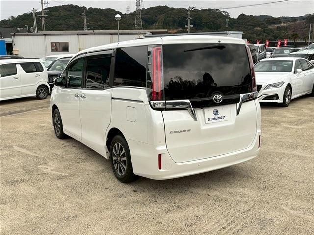 TOYOTA ESQUIRE 2019 Image 31