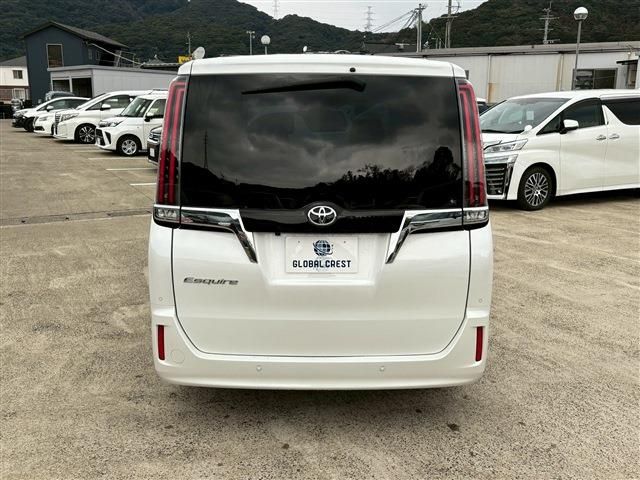 TOYOTA ESQUIRE 2019 Image 31