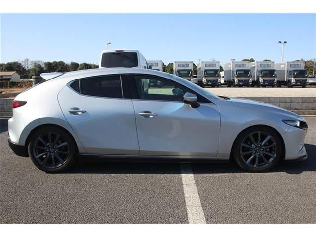 MAZDA 3 FASTBACK 2020 Image 31